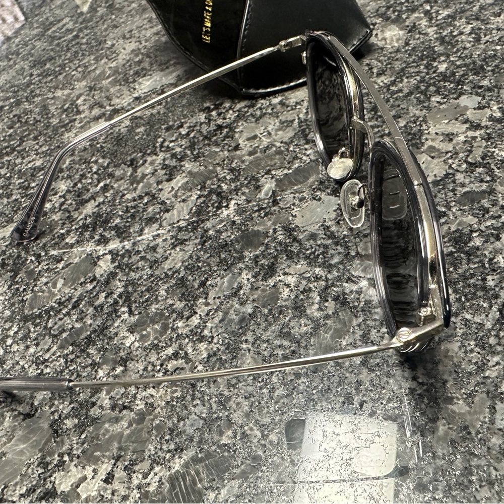 Diff Sunglasses With Case - image 4